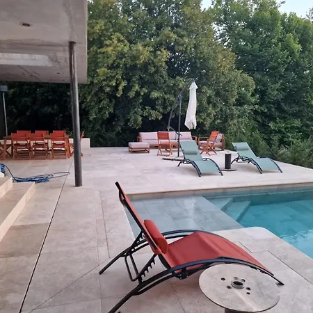 Les Palissieres - D'hotes Bed & Breakfast