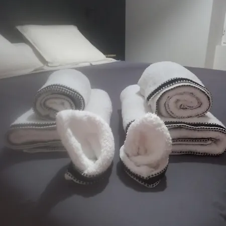 Les Palissieres - D'hotes Bed & Breakfast *