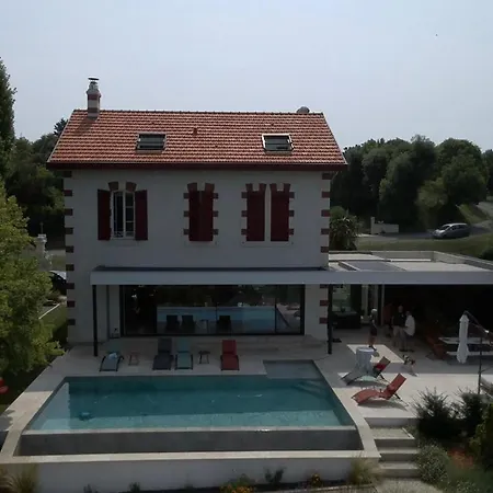 Bed & Breakfast Les Palissieres - D'hotes